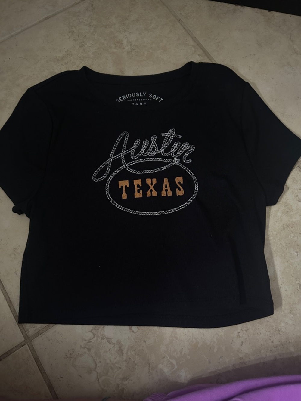 Aeropostale Black Cropped Tee with Austin Texas Graphic
